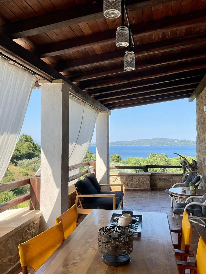 Villa Stonehouse & Casa Al Sole E Al Mare Nea Roda Exterior foto